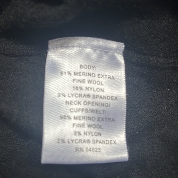 Banana republic black wool sweater, three-quarter sleeve - Picture 3 of 3